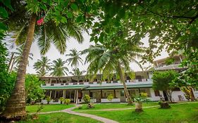 Sea View Beach Hotel 3*